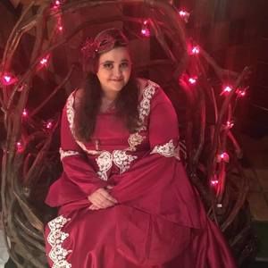 Meet your Posher, Jenn